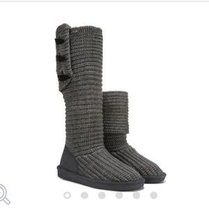 Bearpaw Knit Fold-over Boot